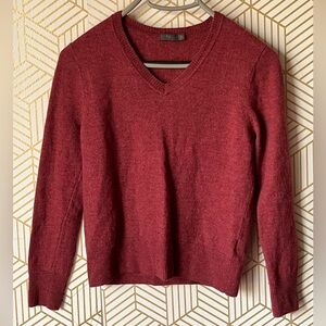 FIJI Long Sleeve V neck  Sweater merino Wool Size M